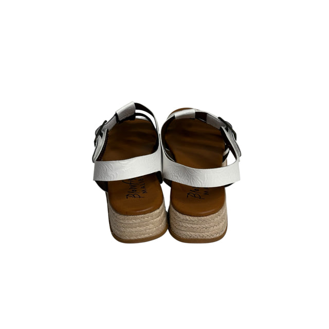 BLOWFISH Size 11 Tan Sandal Faux Leather NWOT SHOE