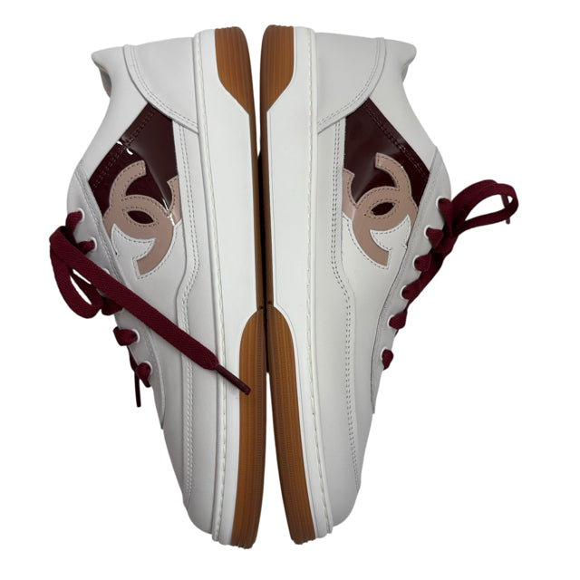 CHANEL Size 39 White/Red Sneaker Leather BOX SHOE
