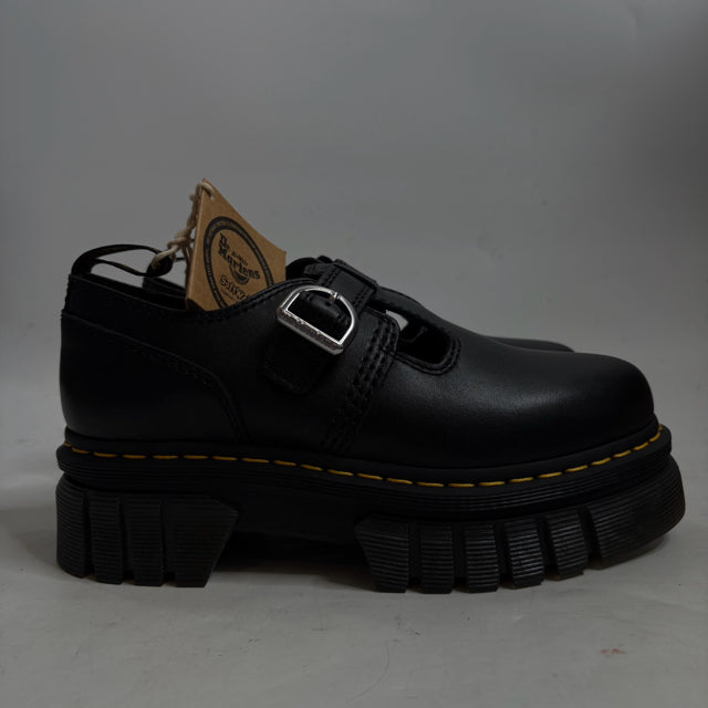 DOC MARTENS Size 8 Black NWT SHOE