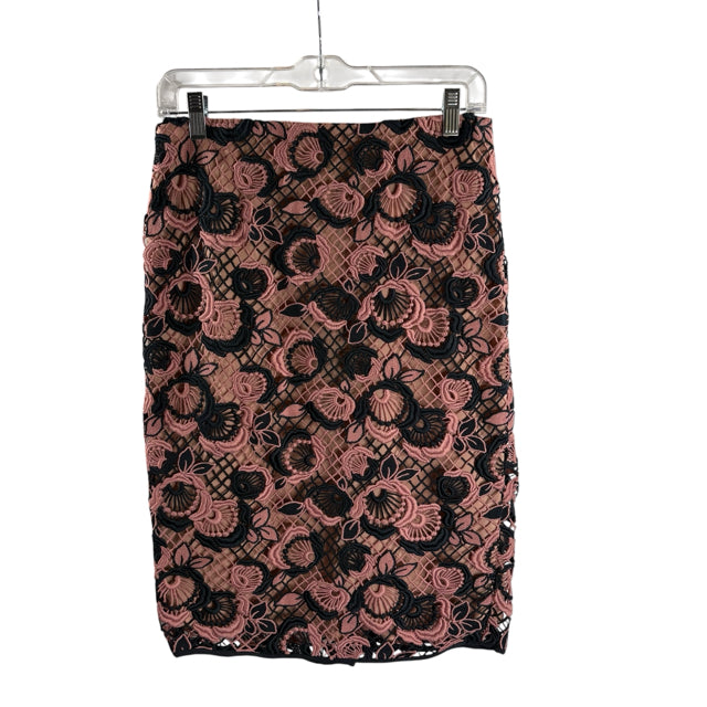 ANN T Size 4 Navy/Pink Lace Overlay SKIRT