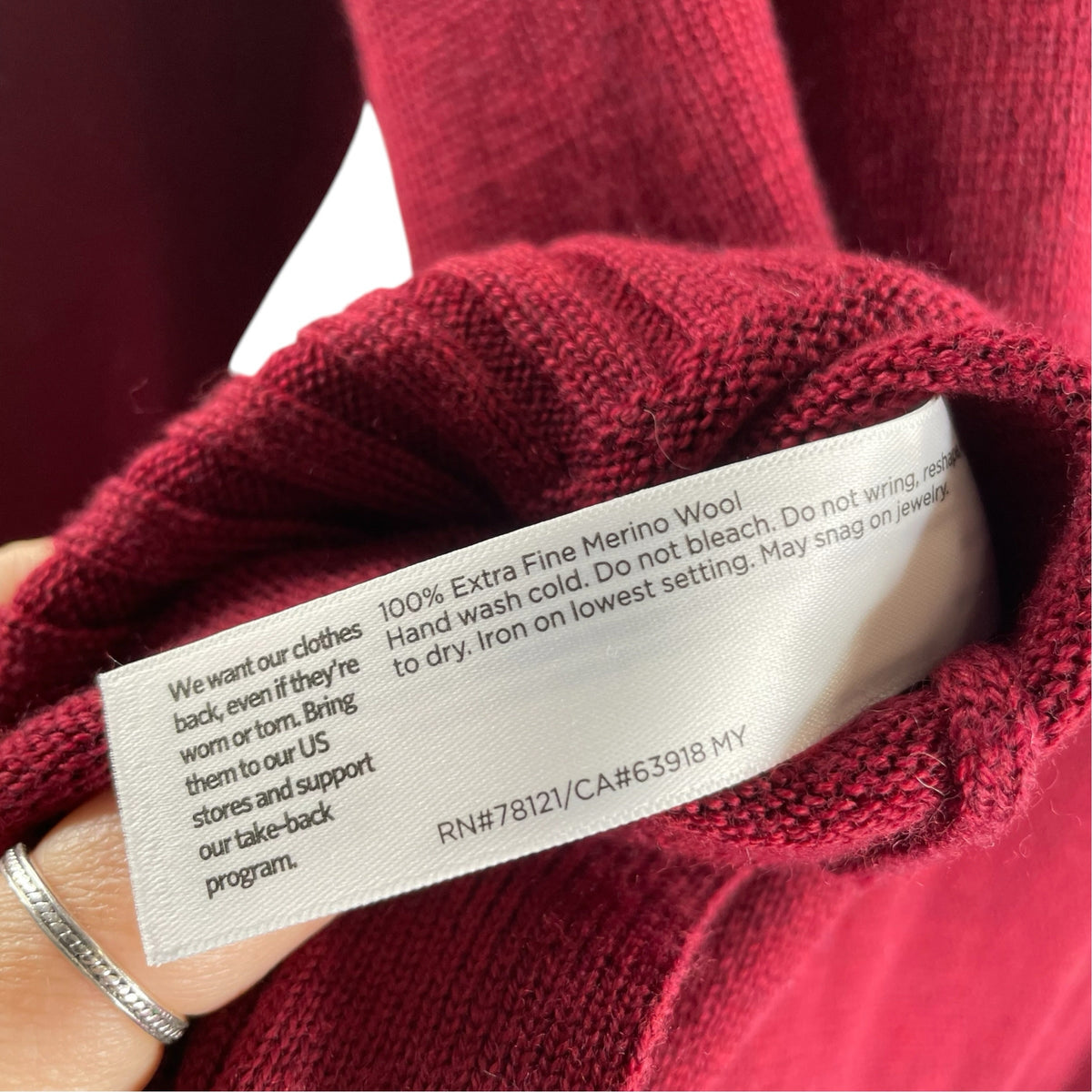 EILEEN FISHER Size MED Dark Red Long Sleeve V-Neck SWEATER