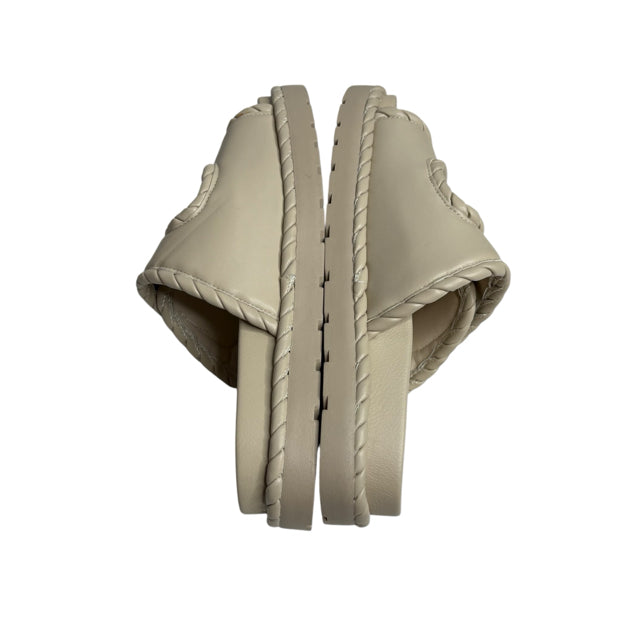 MIA Size 10 Beige Sandal Faux Leather NWOT SHOE