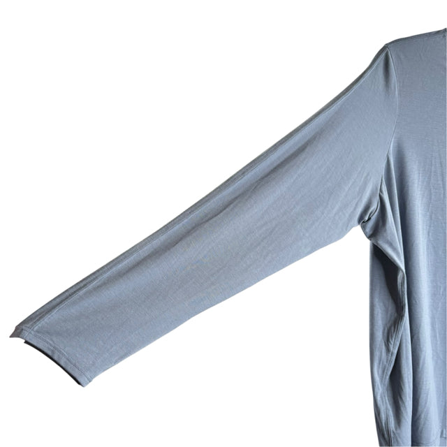 ATHLETA Size X-LARGE Light Blue Long Sleeve NWT TOP