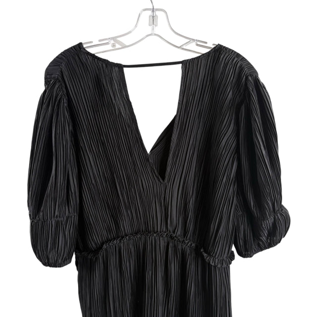 ANTHROPOLOGIE Size MEDIUM Black Pleats 3/4 Sleeve Polyester NWT DRESS