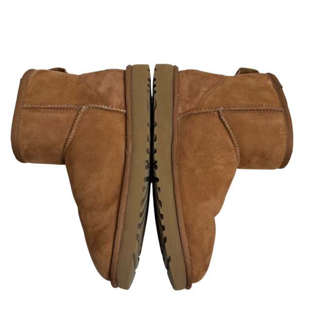 UGG Size 8 Brown BOOT