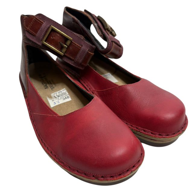 NAOT Size 40 Red/Brown Ankle Strap Leather NWOT SHOE