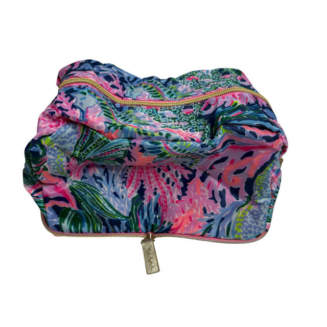 LILLY PULITZER Multi Vinyl NWOT COSMETIC CASE