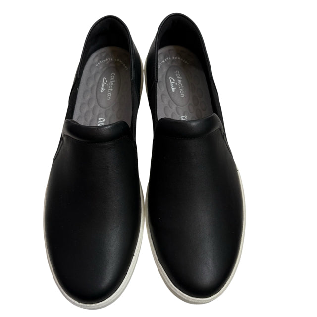 CLARKS Size 11 Black Sneaker SHOE