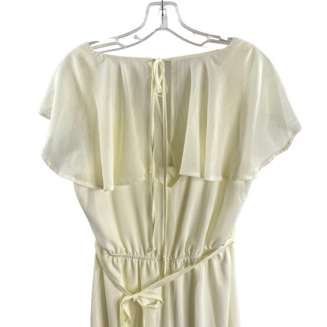 LEITH Size MEDIUM Cream Flutter Sleeve Polyester Blend DRESS