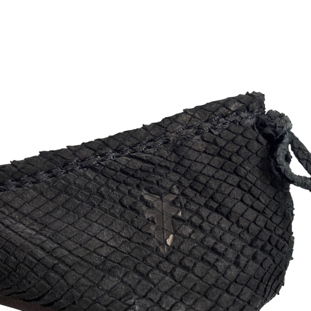 FRYE Size 6 1/2 Black Flats Textured Leather NWOT SHOE