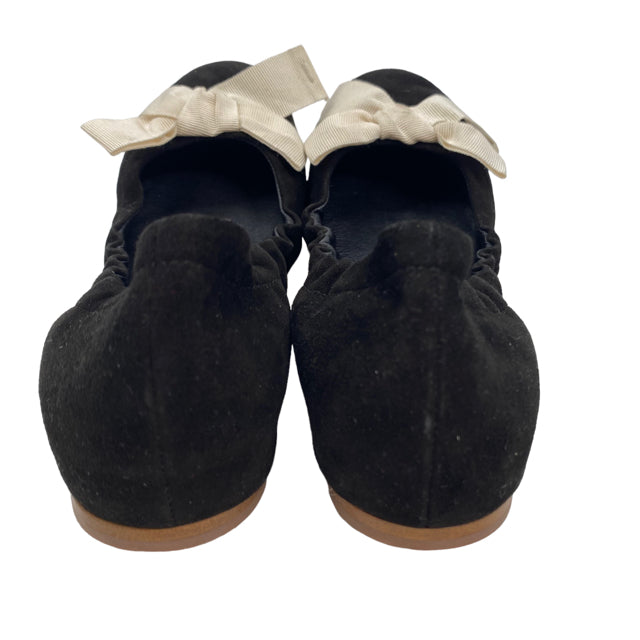 VIAJIYU Size 6 1/2 Black/Cream Ballet Suede NWOT BOOT