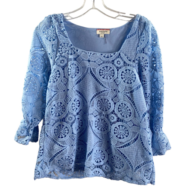 ANDREE Size SMALL Light Blue Lace 3/4 Sleeve Polyester TOP