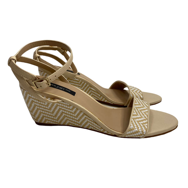 ANN TAYLOR Size 8 Beige/White Wedge Sandal Weave NWOT SHOE