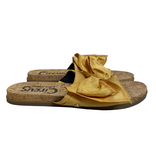 CIRCUS/SAM EDELMAN Size 7 Gold Slide Bow SHOE