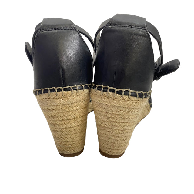 VINCE CAMUTO Size 9 Black Sandal SHOE
